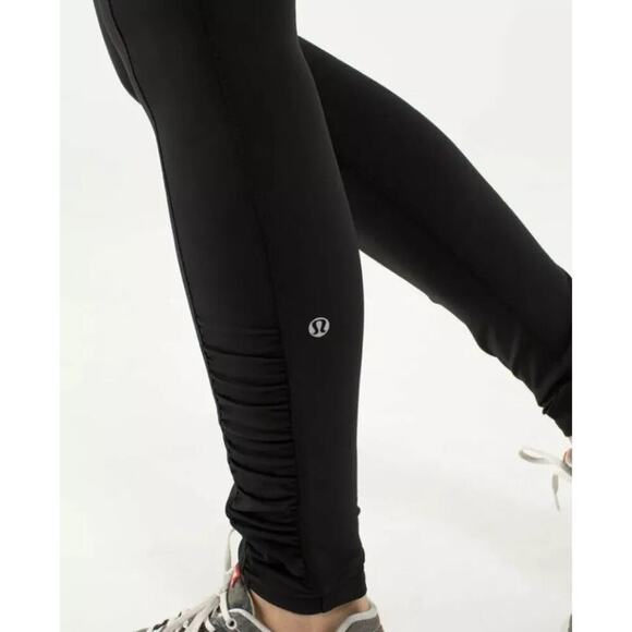 LULULEMON Black Speed Tight III Ruched Pocket Ankle Full Leggings Size - Picture 2 of 9